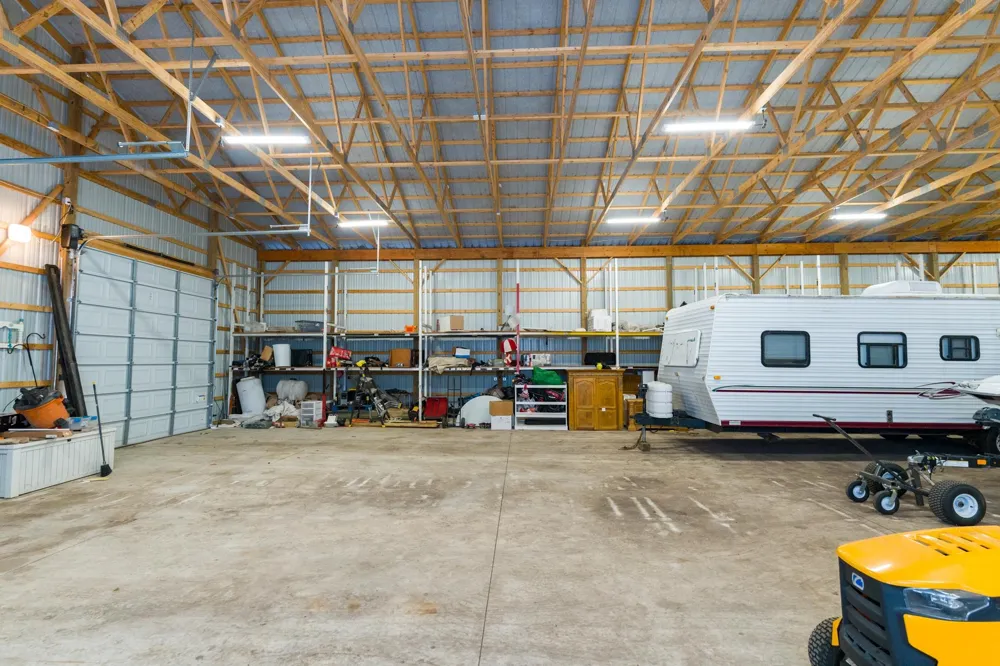 3195 S Rolland Road Broomfield Township, MI 49340