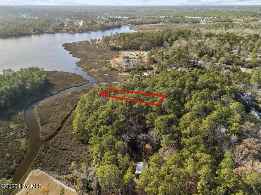 227 Youpon Drive Hubert, NC 28539