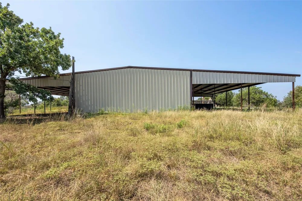 7435 County Road 265 Dublin, TX 76446