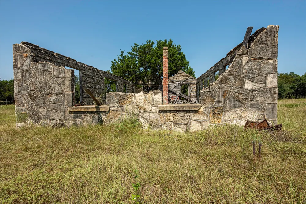 7435 County Road 265 Dublin, TX 76446