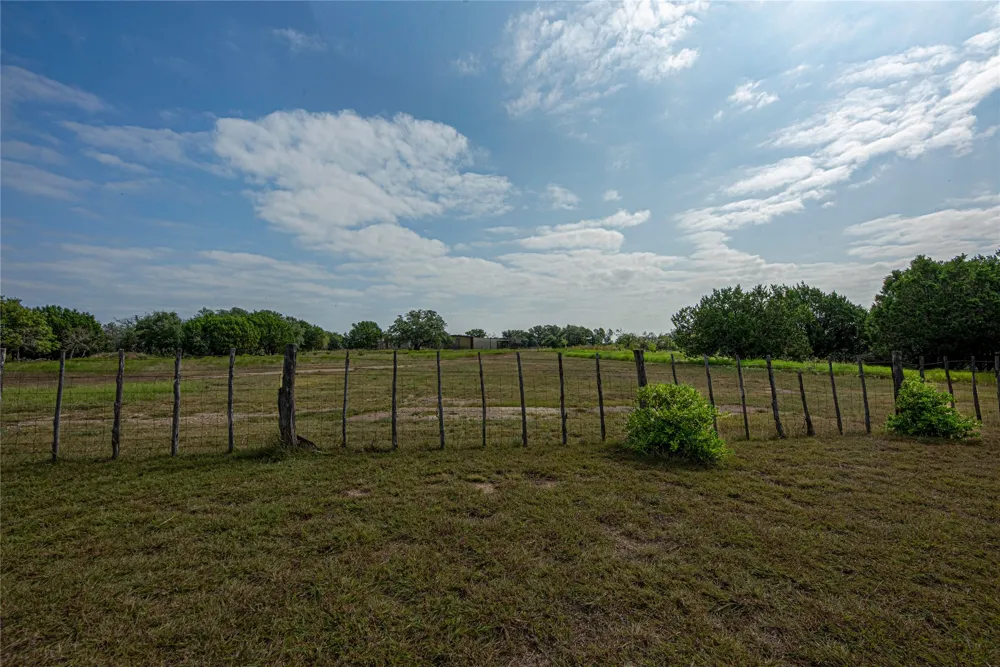 7435 County Road 265 Dublin, TX 76446