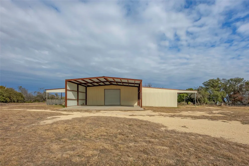 7435 County Road 265 Dublin, TX 76446