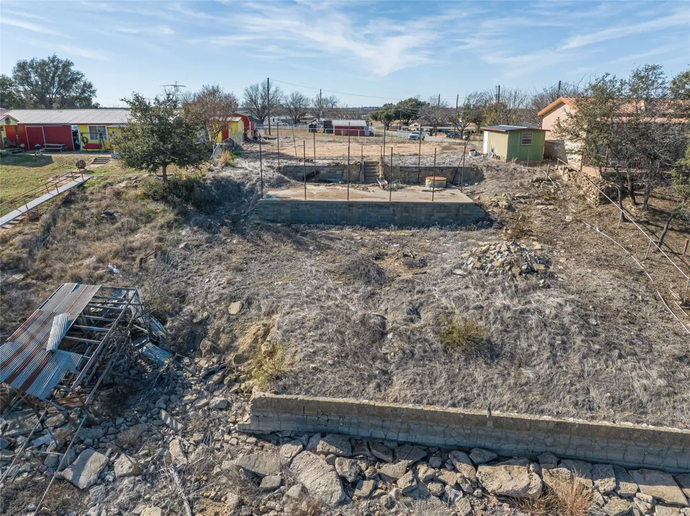 2166 County Road 215 Breckenridge, TX 76424