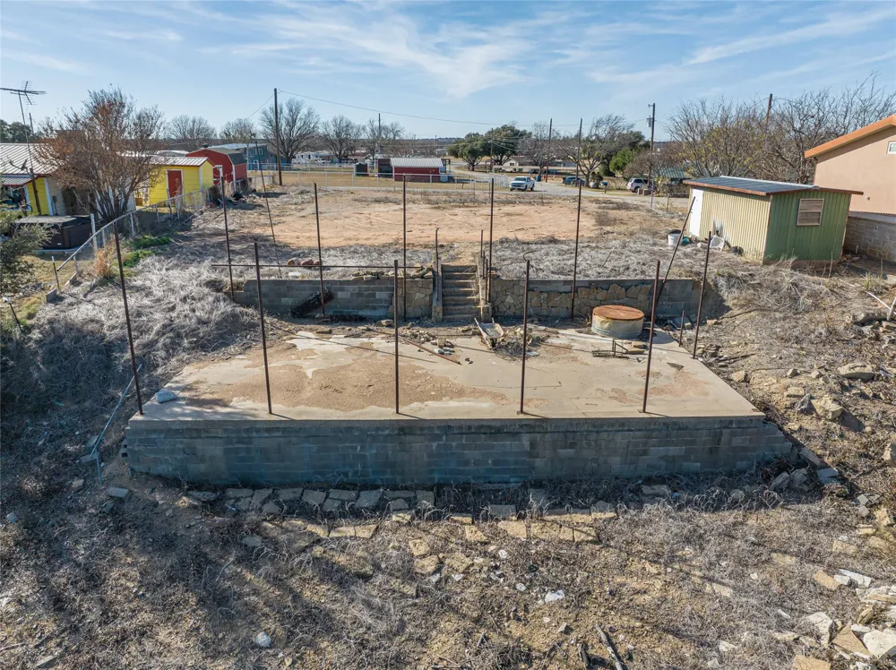 2166 County Road 215 Breckenridge, TX 76424