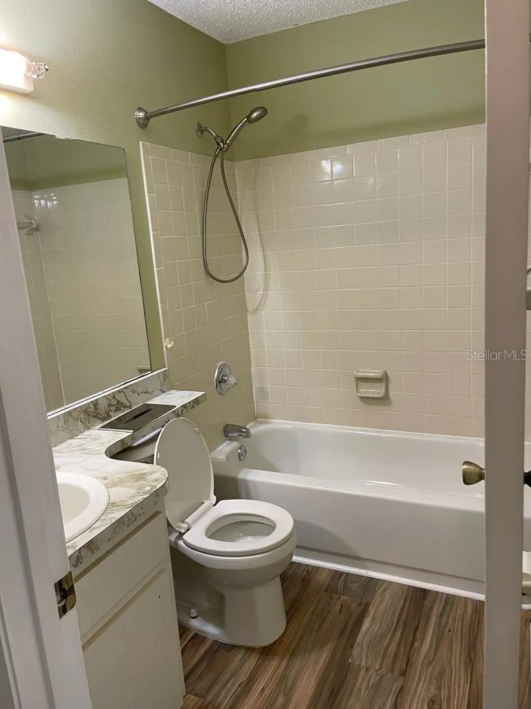 39132 COUNTY ROAD 54 #2084 Zephyrhills, FL 33542