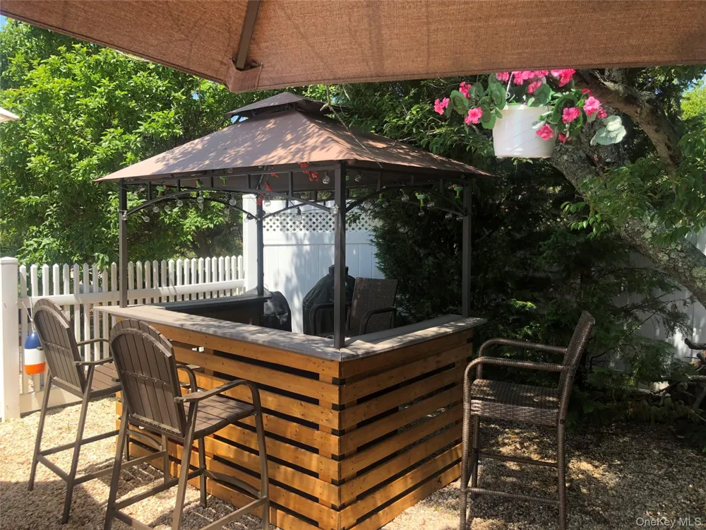 270 Sea Drive Southold, NY 11971