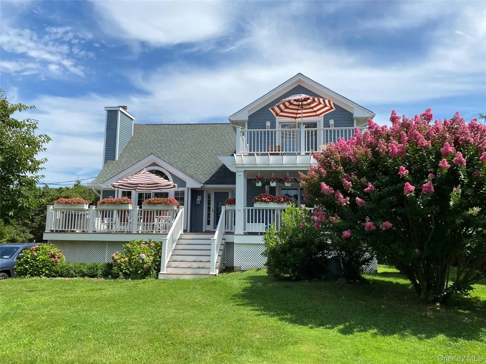 270 Sea Drive Southold, NY 11971