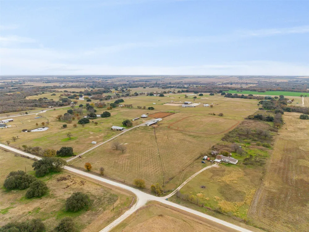 452 County Road 470 Chilton, TX 76632