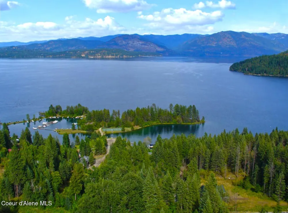 NKA Blue Grouse Road Sagle, ID 83860