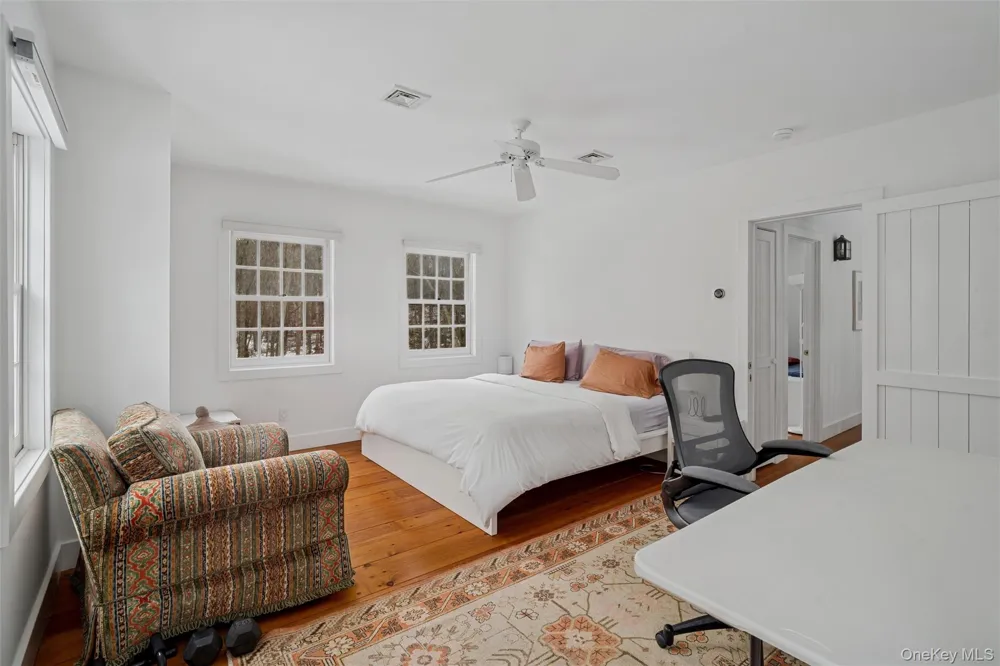 1008 Middle Line Hwy Sag Harbor, NY 11963