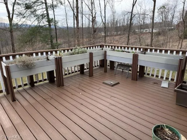 344 Knollwood Drive Wilkesboro, NC 28697