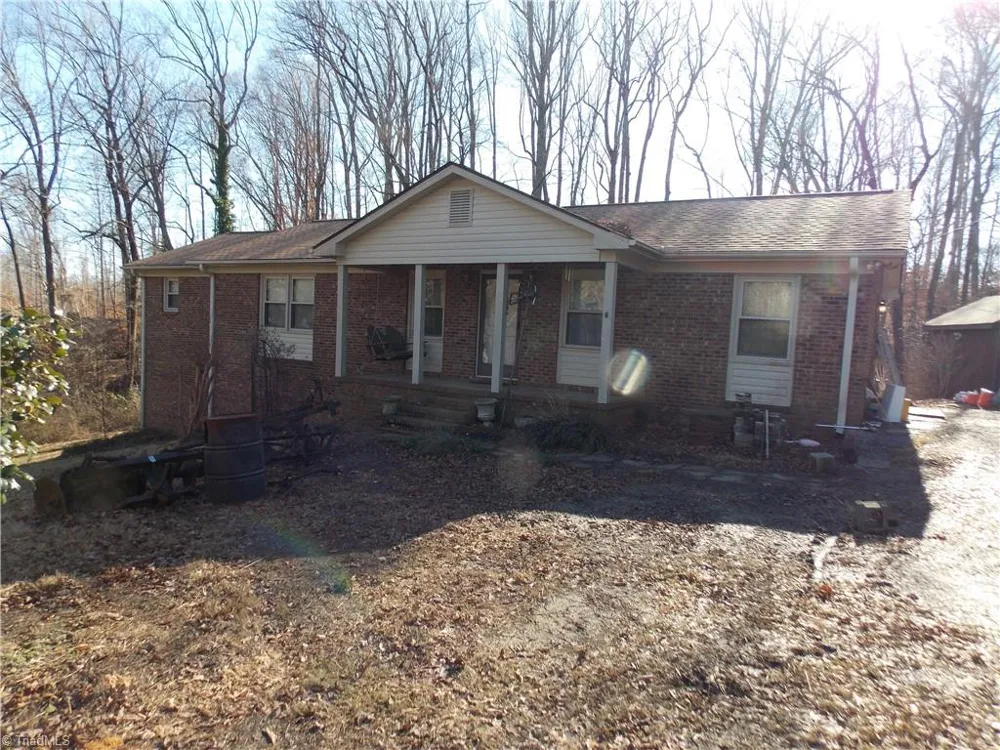 1004 Hillcroft Road Browns Summit, NC 27214