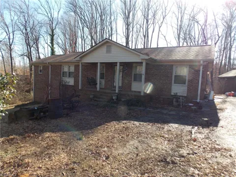 1004 Hillcroft Road