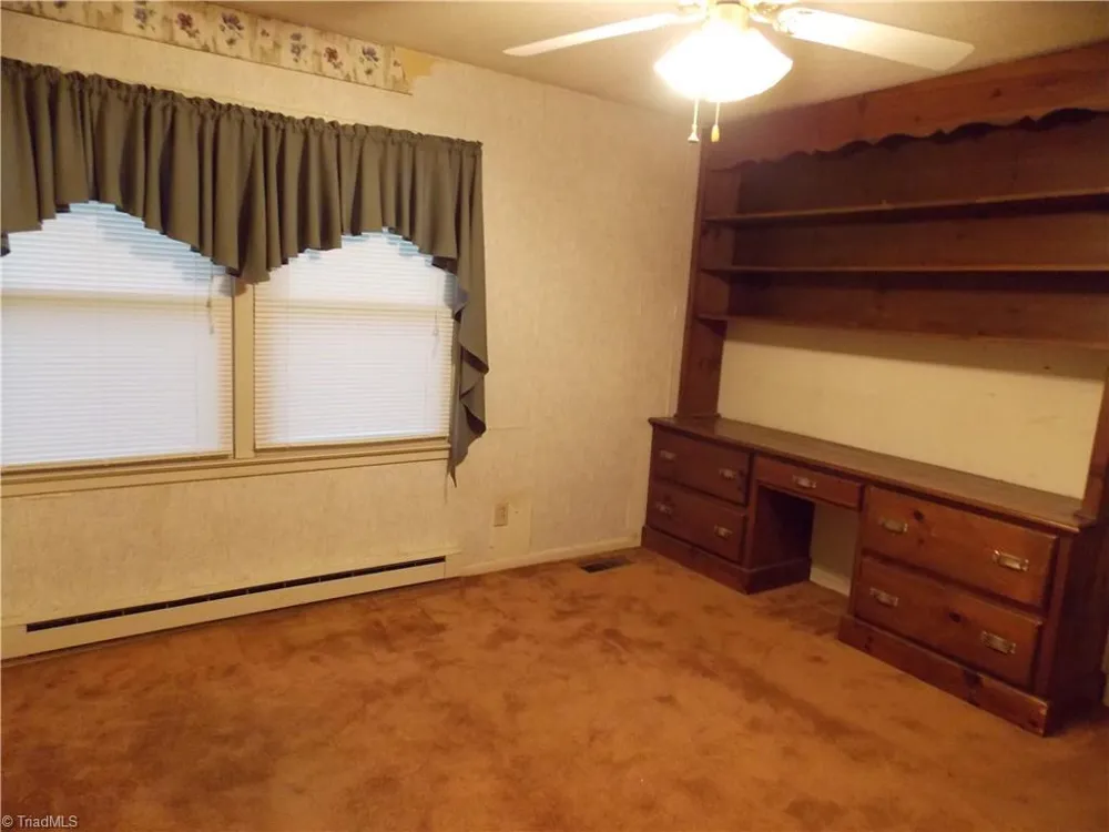 1004 Hillcroft Road Browns Summit, NC 27214