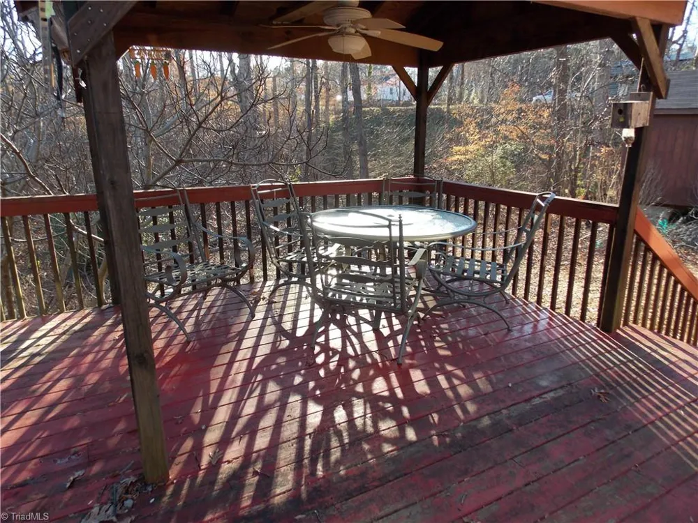 1004 Hillcroft Road Browns Summit, NC 27214