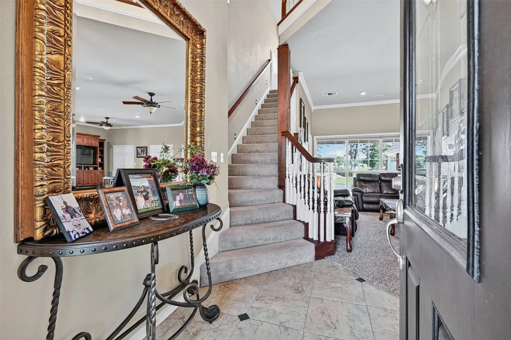 736 W Kiowa Drive Lake Kiowa, TX 76240