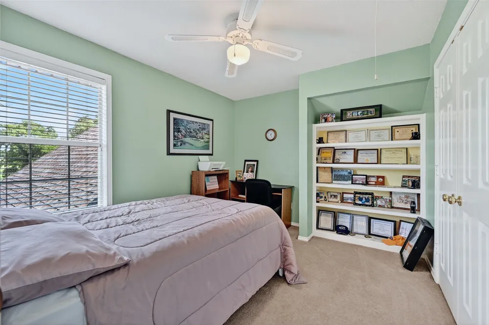 736 W Kiowa Drive Lake Kiowa, TX 76240