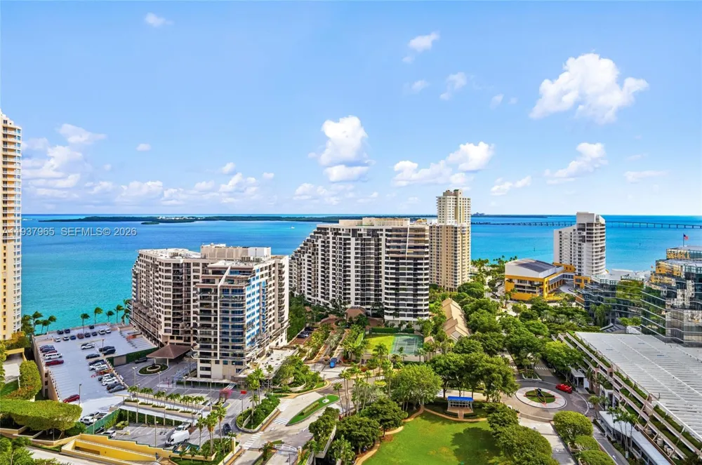 900 Brickell Key Blvd #2004 Miami, FL 33131