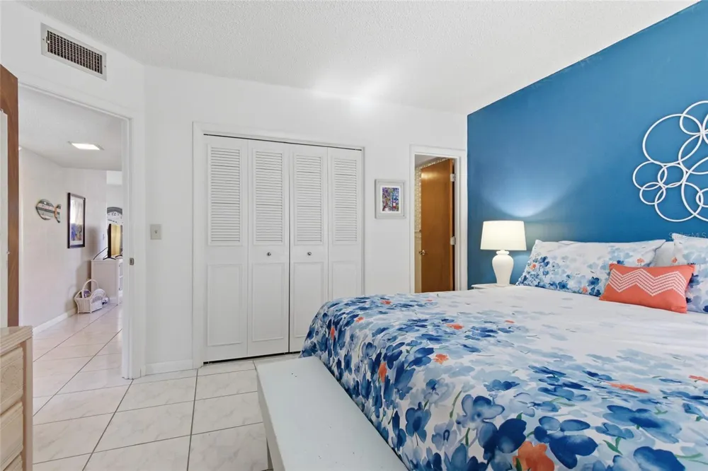 3 QUAILS RUN BOULEVARD #3101(5) Englewood, FL 34223