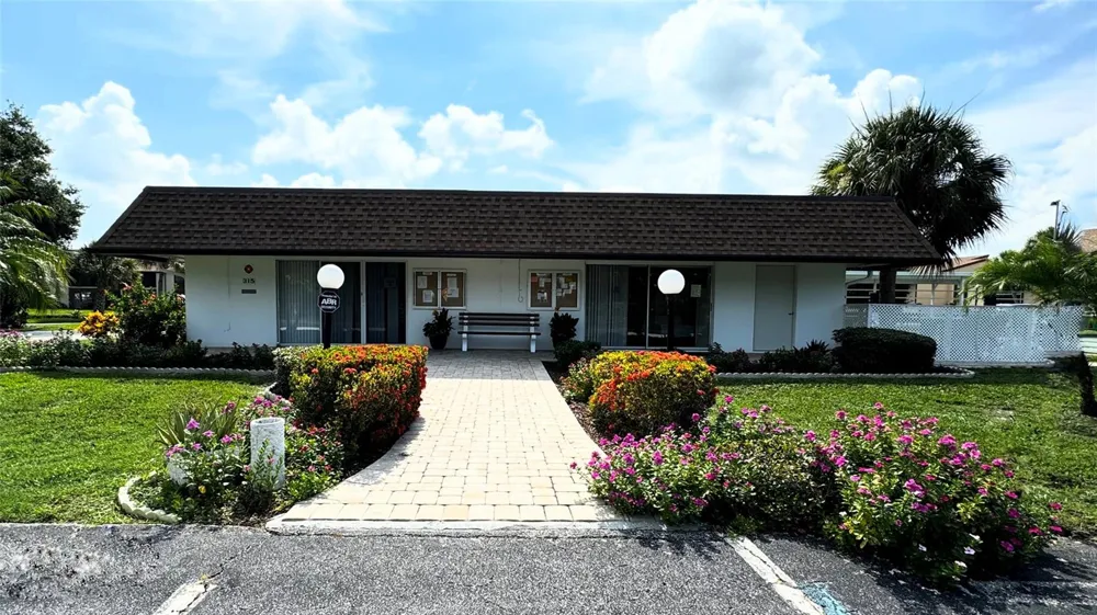 3 QUAILS RUN BOULEVARD #3101(5) Englewood, FL 34223