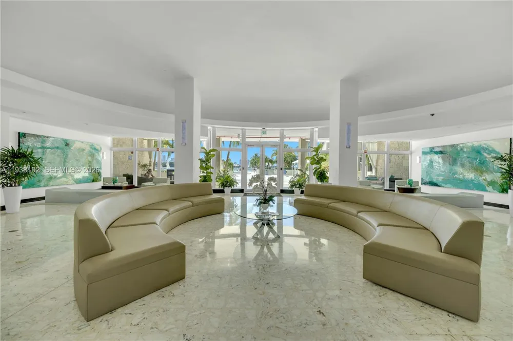 1200 West Ave #811 Miami Beach, FL 33139