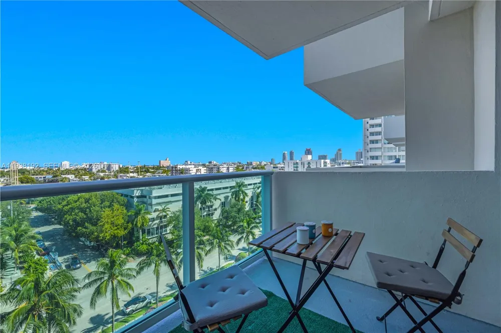 1200 West Ave #811 Miami Beach, FL 33139