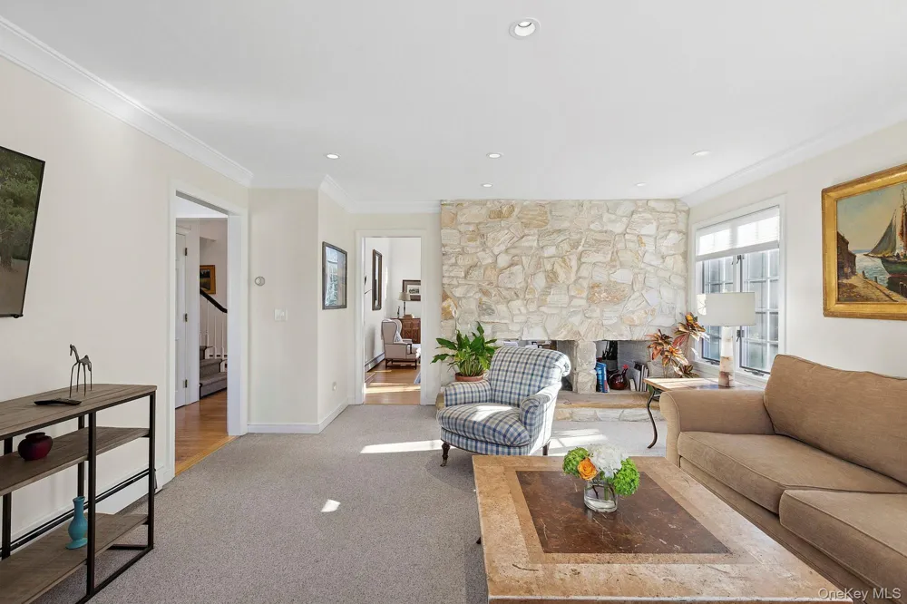 87 Gould Street East Hampton, NY 11937
