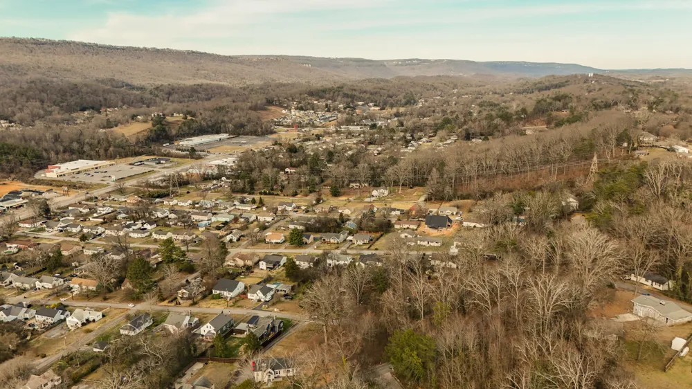 Orlando Dr. Red Bank, TN 37415