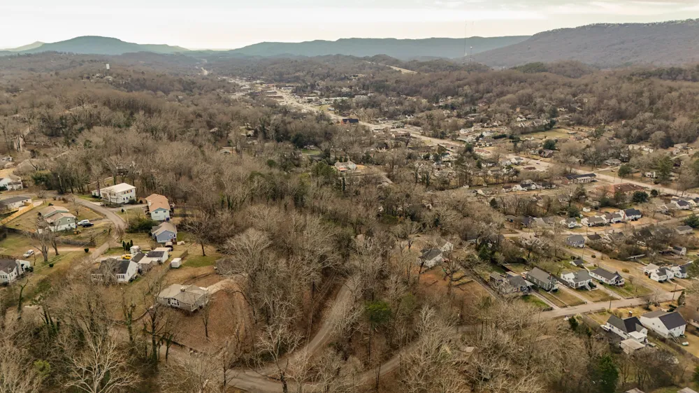 Orlando Dr. Red Bank, TN 37415