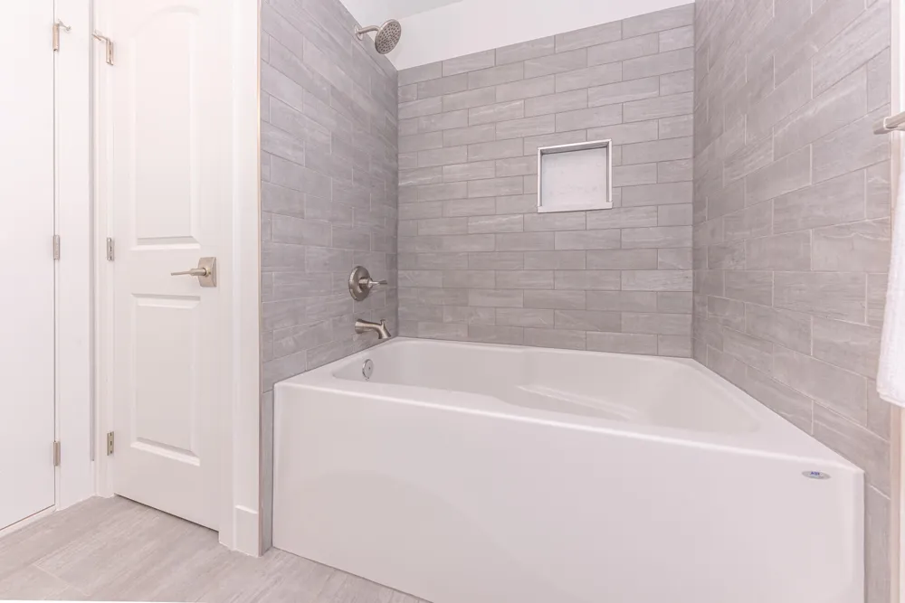 7034 Black Cherry Lane Saline, MI 48176