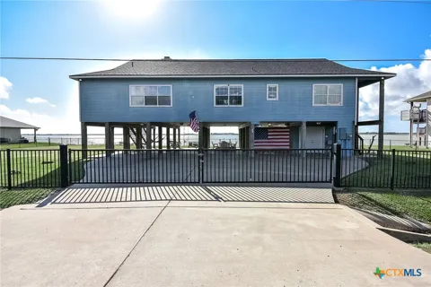 1504 W Bayshore Drive