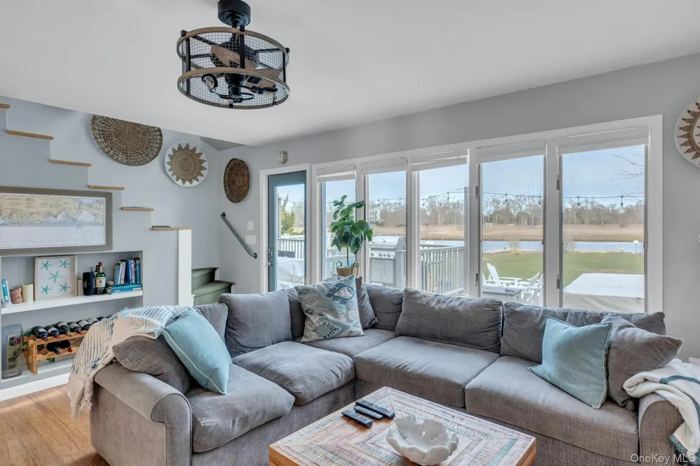 53 W End Avenue East Quogue, NY 11942