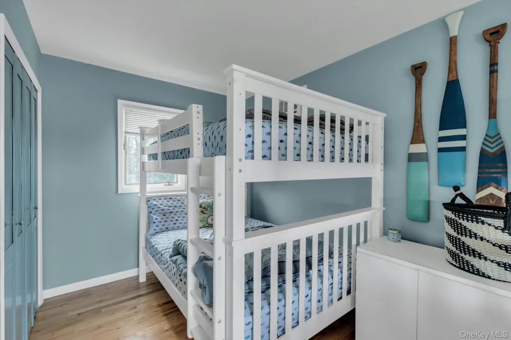 53 W End Avenue East Quogue, NY 11942