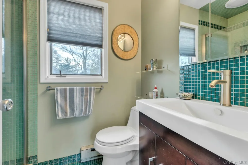 53 W End Avenue East Quogue, NY 11942