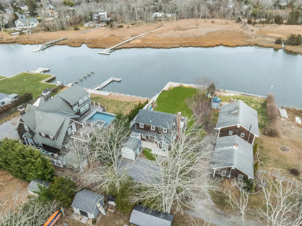 53 W End Avenue East Quogue, NY 11942