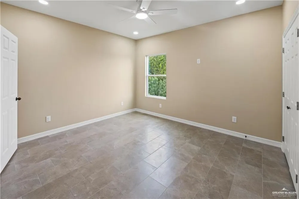 1405 E Karen Drive #A Alton, TX 78573