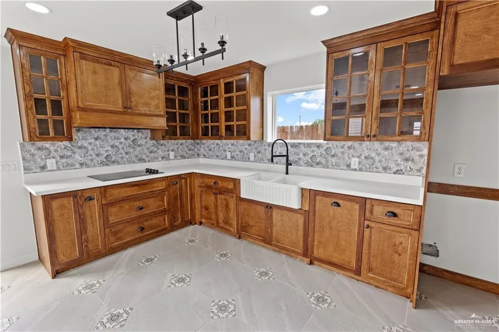 1404 E Karen Drive #C Alton, TX 78573
