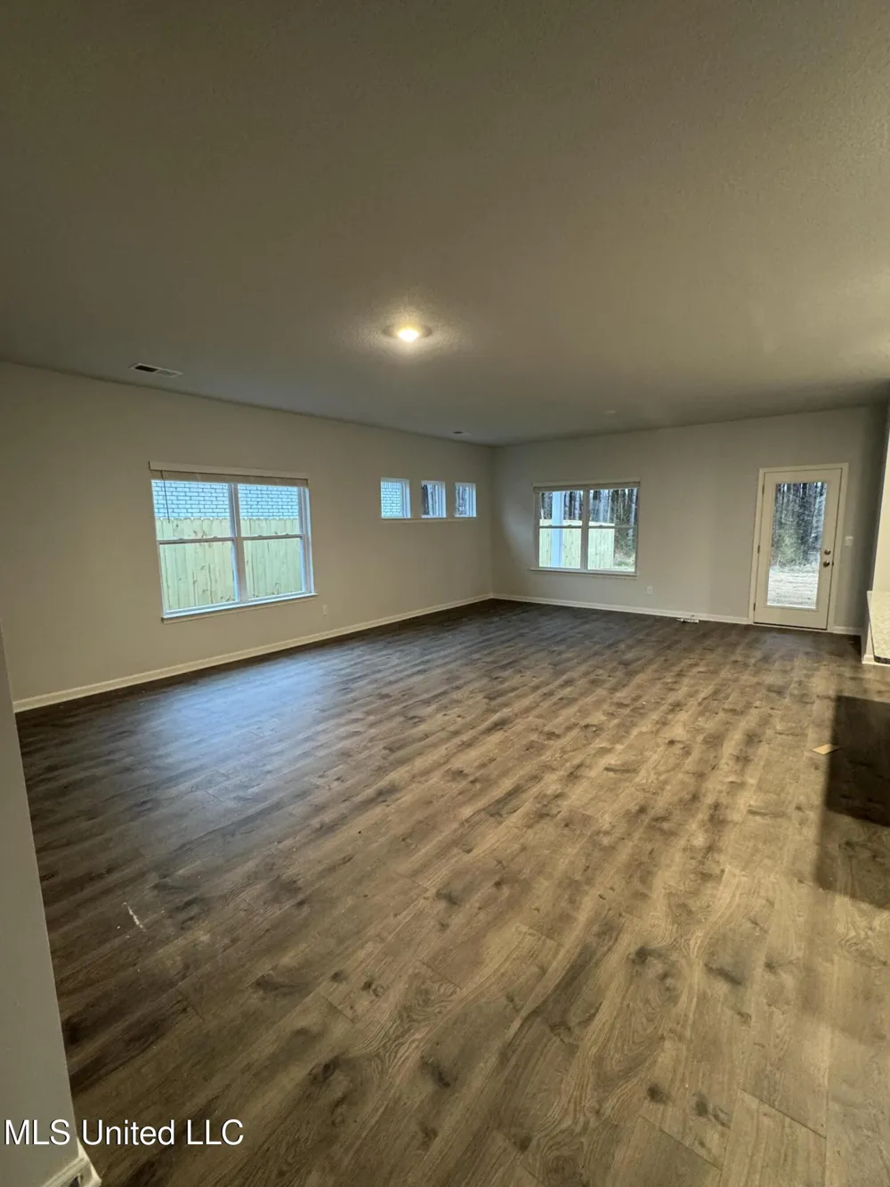 74 Harvest Dance Drive Byhalia, MS 38611