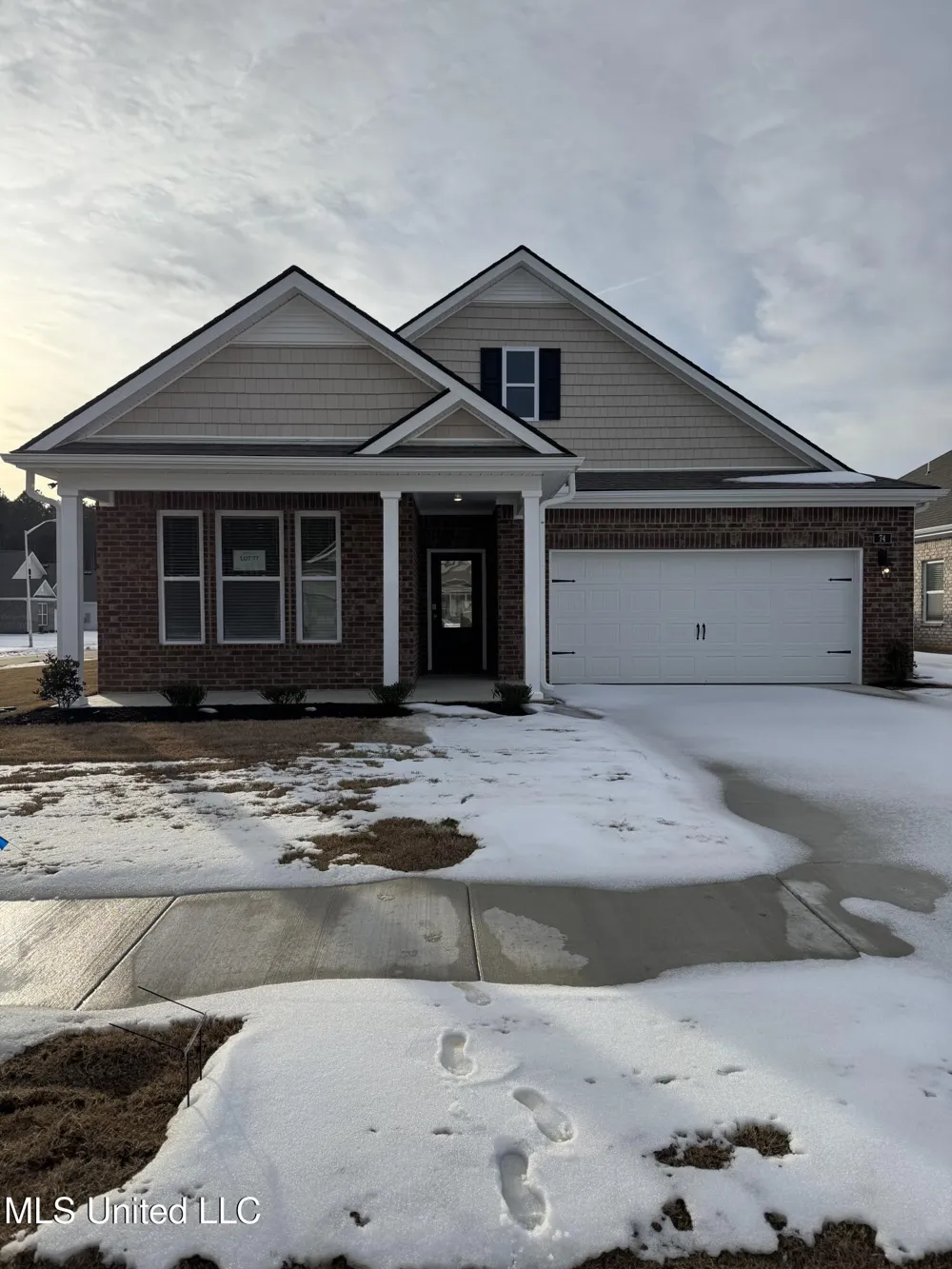 74 Harvest Dance Drive Byhalia, MS 38611