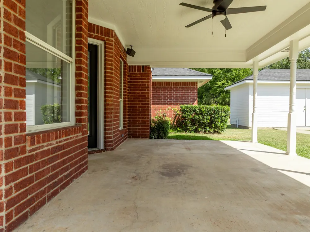 12187 Rolling Oaks Drive Whitney, TX 76692
