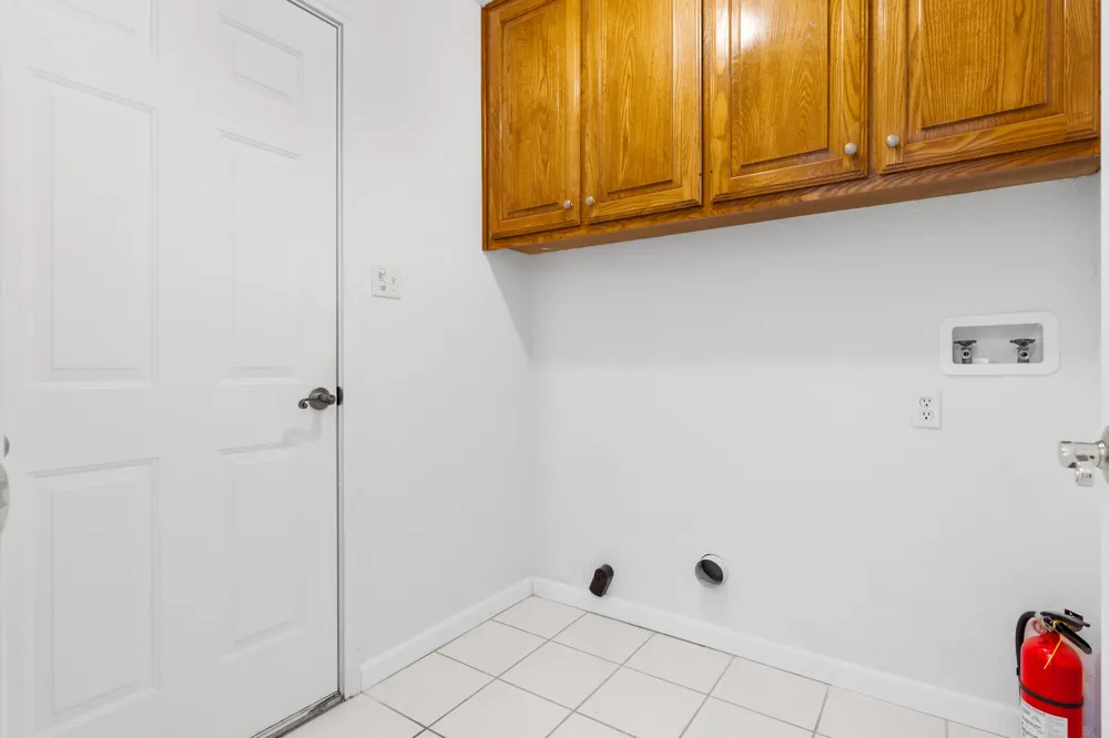 12187 Rolling Oaks Drive Whitney, TX 76692
