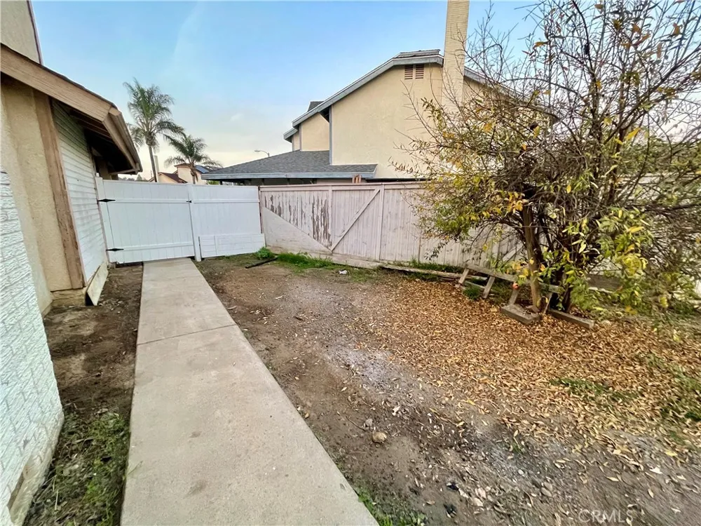 3100 Jeannie Cmn Santa Ana, CA 92703