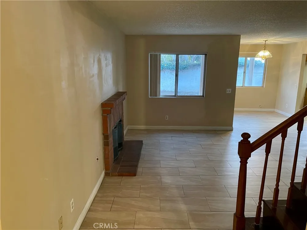 3100 Jeannie Cmn Santa Ana, CA 92703