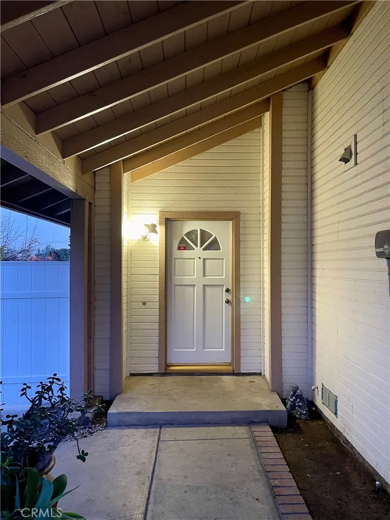 3100 Jeannie Cmn Santa Ana, CA 92703