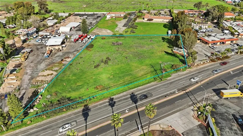 Van Buren Boulevard Riverside, CA 92508