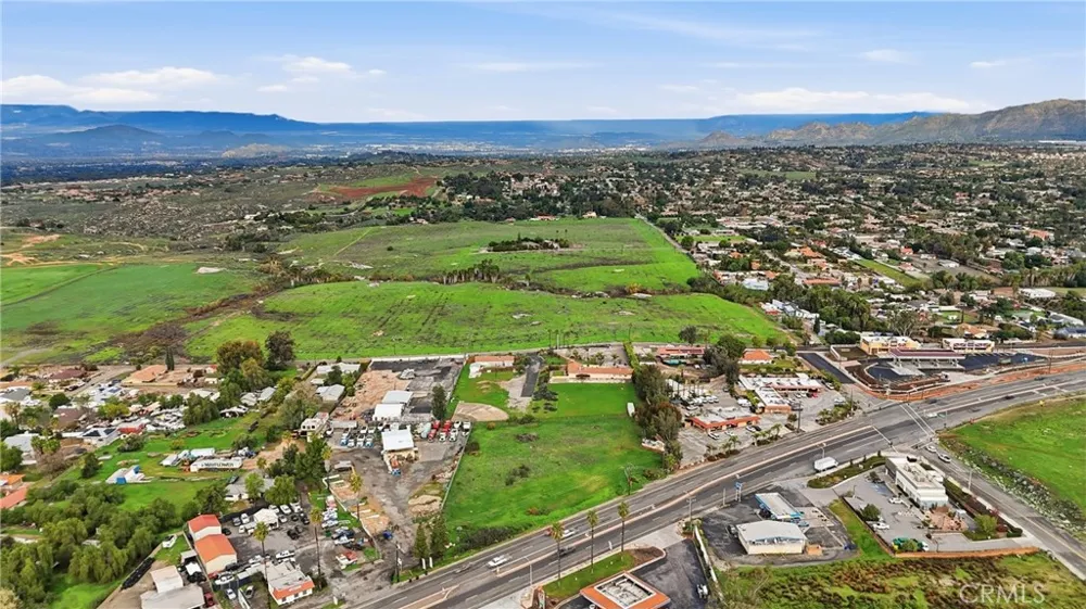 Van Buren Boulevard Riverside, CA 92508