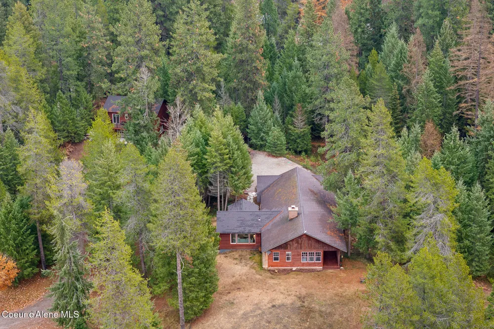672 Hopkins Road Sandpoint, ID 83864