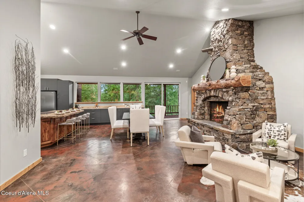 672 Hopkins Road Sandpoint, ID 83864