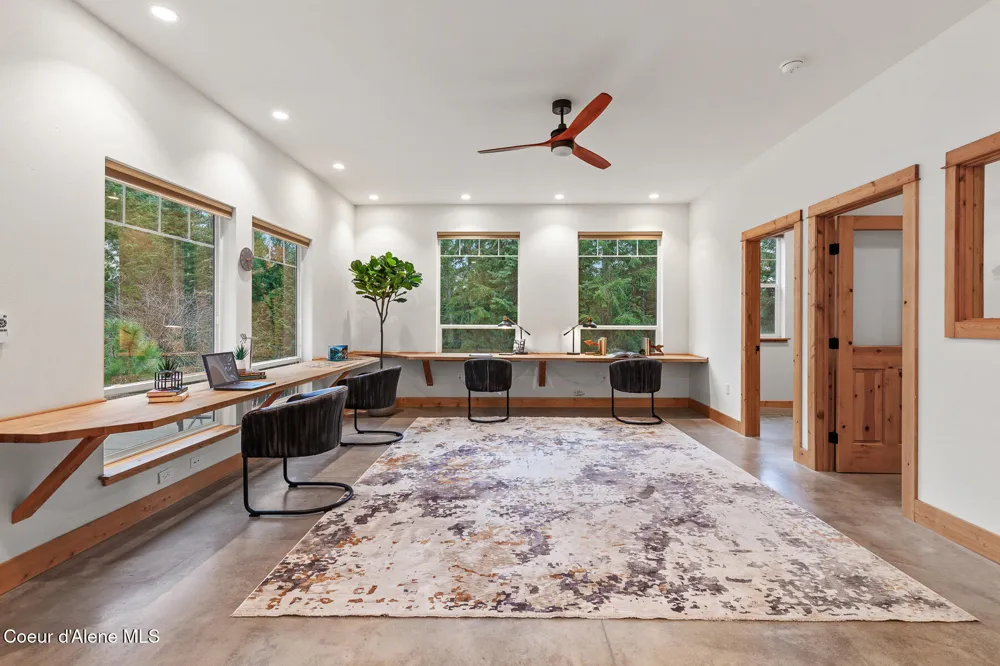 672 Hopkins Road Sandpoint, ID 83864