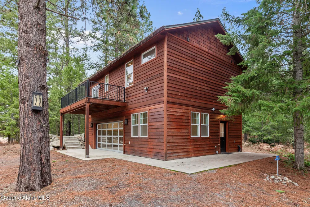 672 Hopkins Road Sandpoint, ID 83864